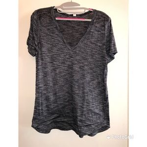 Lululemon Love Tee V Size 10